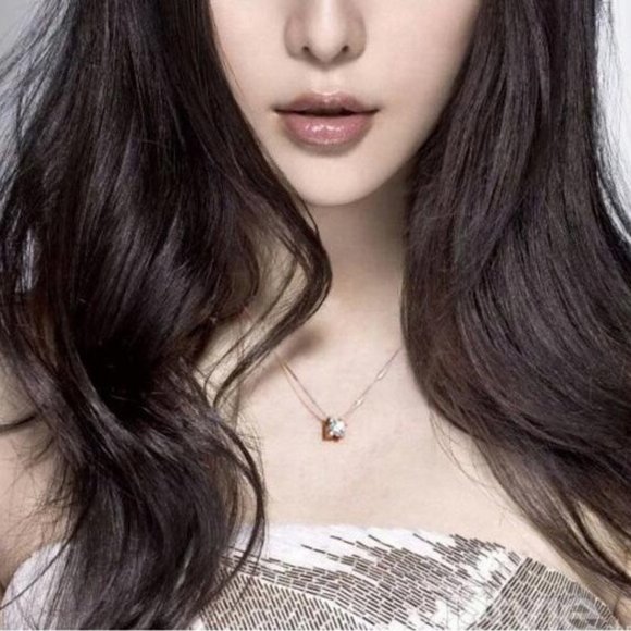 925 Sterling Silver Solitaire Diamond Necklace B - Picture 4 of 5